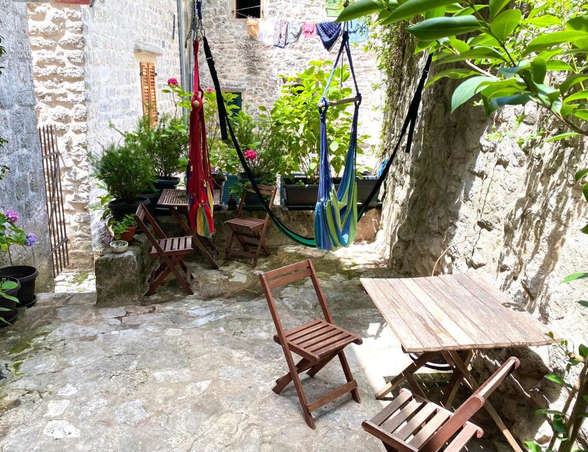 Healthystudio512 Apartments Kotor Exterior photo