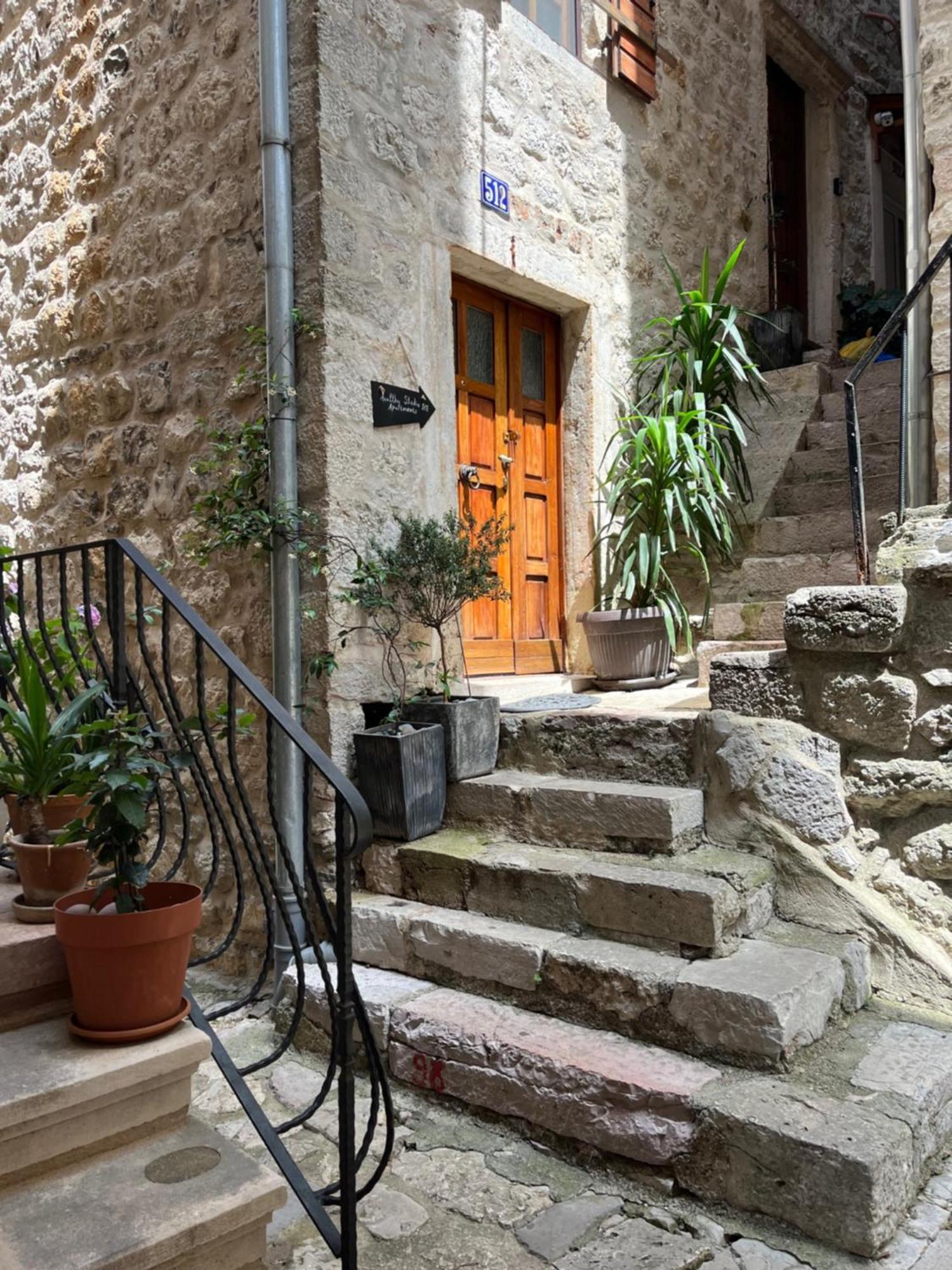 Healthystudio512 Apartments Kotor Exterior photo